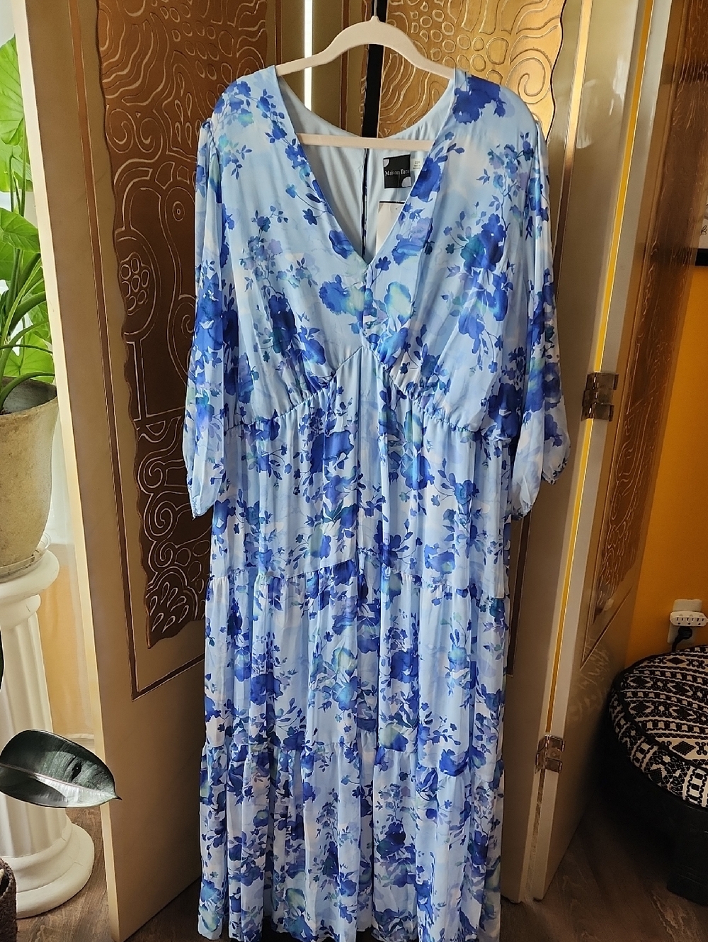 Blue Floral V-Neck Maxi Dress